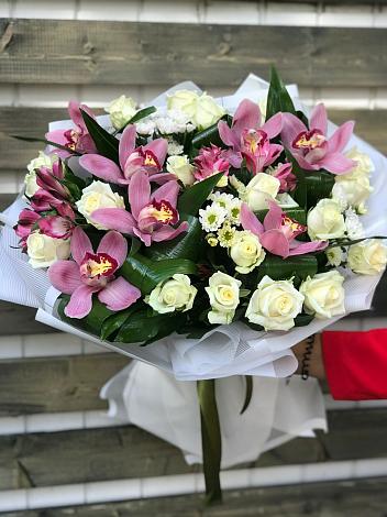 Букет цветов из: Розы и Хризантемы в Крапивинском