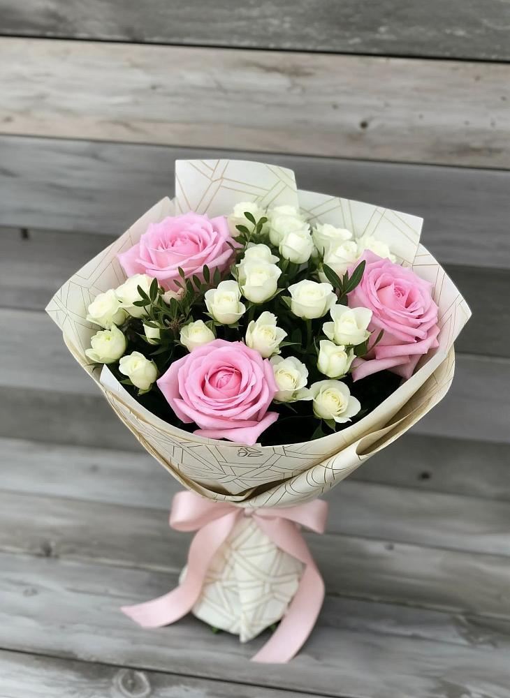 Букет цветов из: Розы в Крапивинском