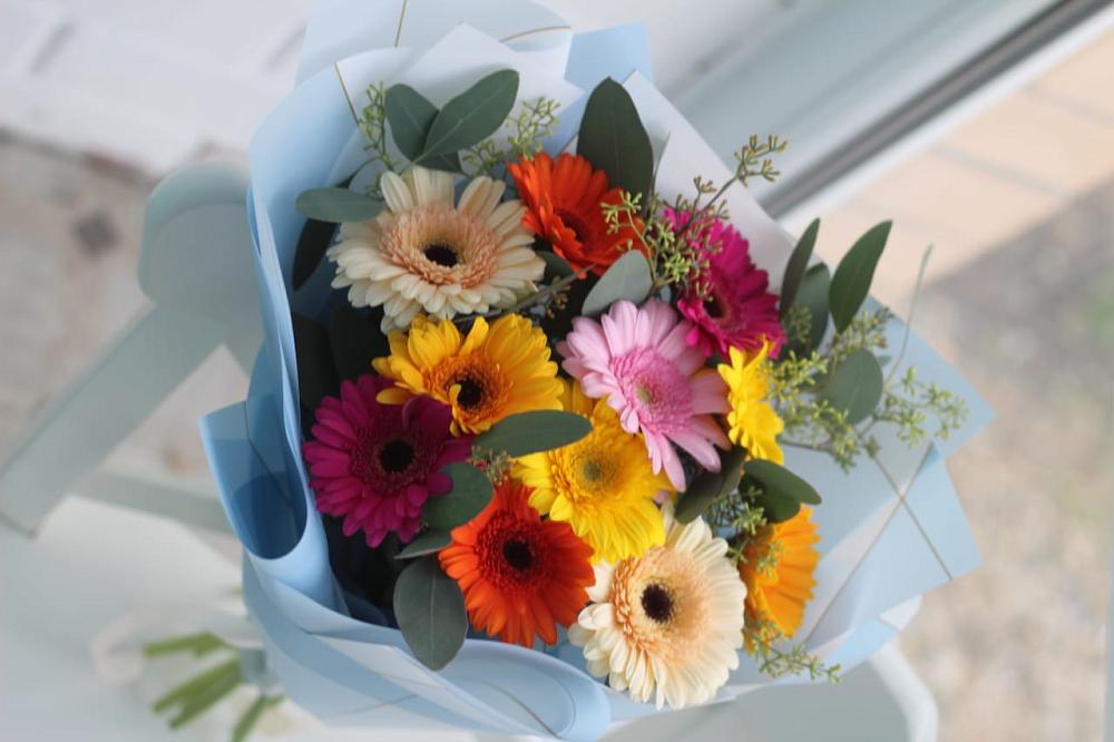 Букет цветов из: Герберы в Крапивинском