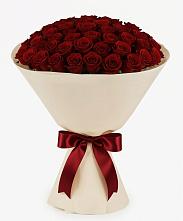 Букет 101 Бордовая роза Блэк Бакарра в Крапивинском