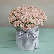 Цветочная композиция из Розы в шляпной коробке в Крапивинском