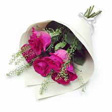 Букет цветов из:  Розы в Крапивинском