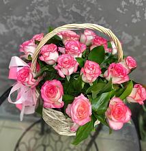 Цветочная композиция из Розы в корзине в Крапивинском