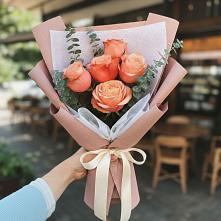 Букет цветов из:  Розы в Крапивинском