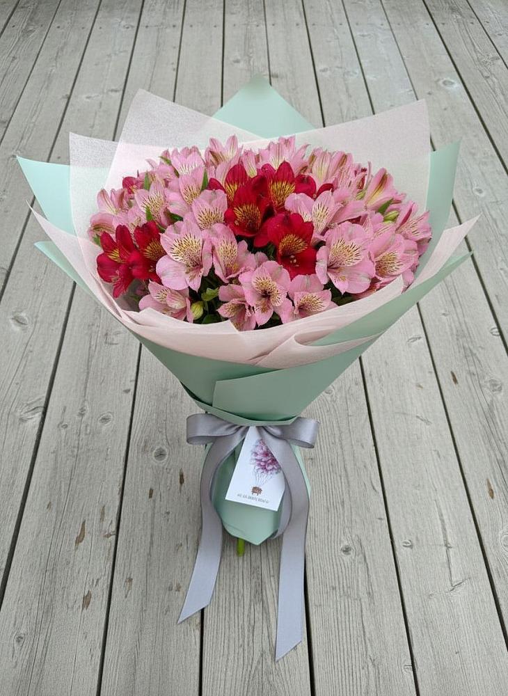 Букет цветов из: Альстромерии в Крапивинском