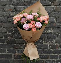 Букет цветов из:  Розы в Крапивинском