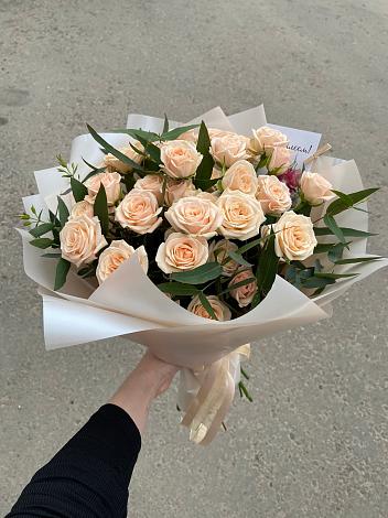 Букет Кремовые розы Латте в Крапивинском