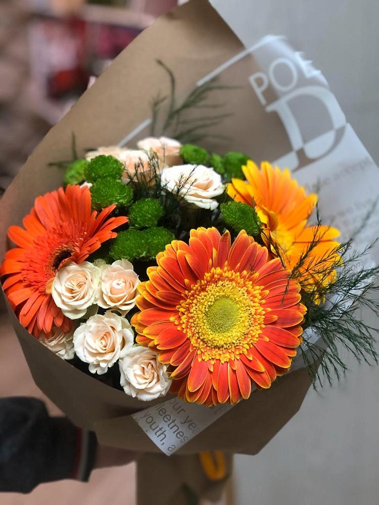 Букет цветов из: Герберы, Хризантемы и Розы в Крапивинском