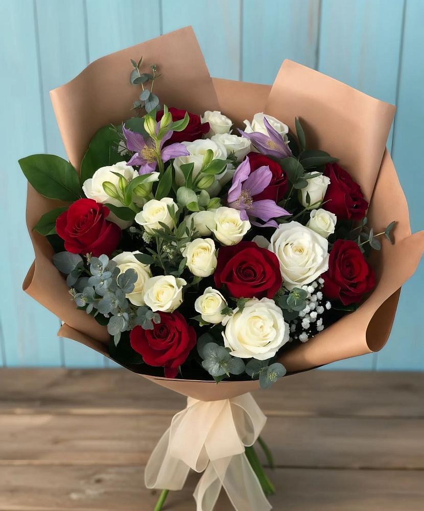 Букет цветов из: Розы и Альстромерии в Крапивинском