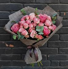 Букет цветов из:  Розы в Крапивинском