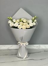 Букет цветов из:  Розы и Лизиантусы в Крапивинском